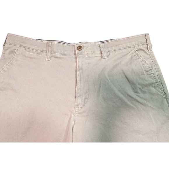 Sonoma Goods For Life Flexwear Mens Chino Shorts Grey Tan Size 40 Stretch Twill - Picture 2 of 8